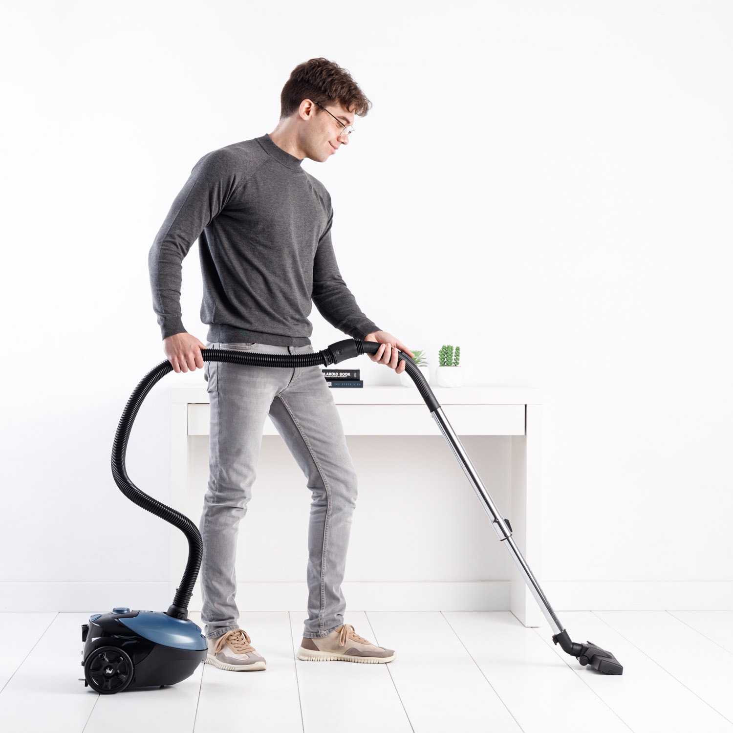 Aspirateur traîneau TAURUS  - HOMELANDPOCKET