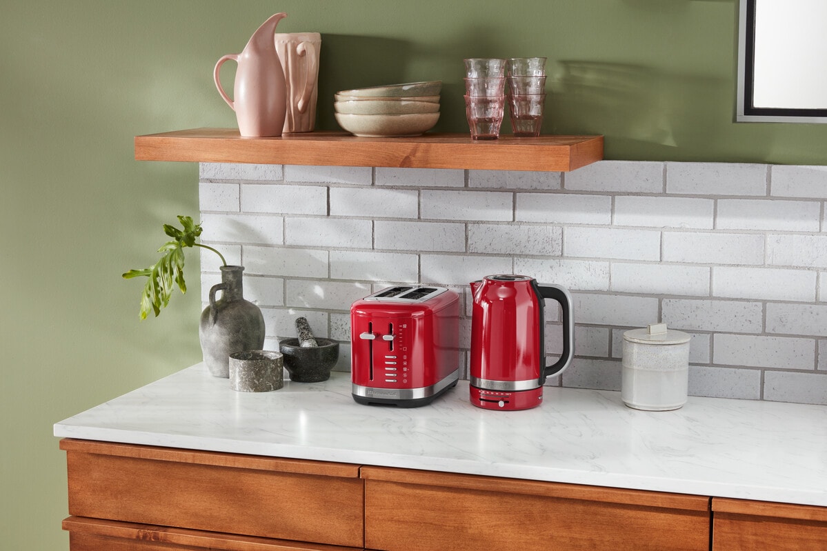 Bouilloire KITCHENAID Température réglable 1,7L 2400W Rouge - 5KEK1701EER