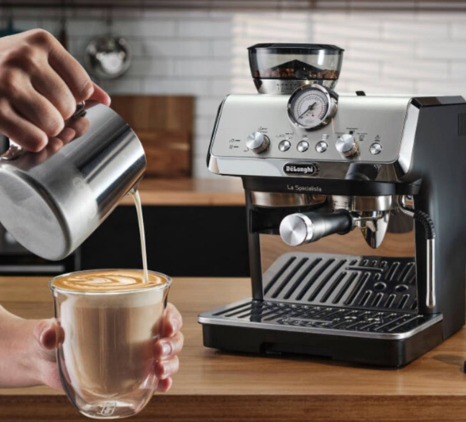 Expresso DELONGHI Broyeur intégré, 1300W - EC9155MB Expresso DELONGHI Broyeur intégré, 1300W - EC9155MB