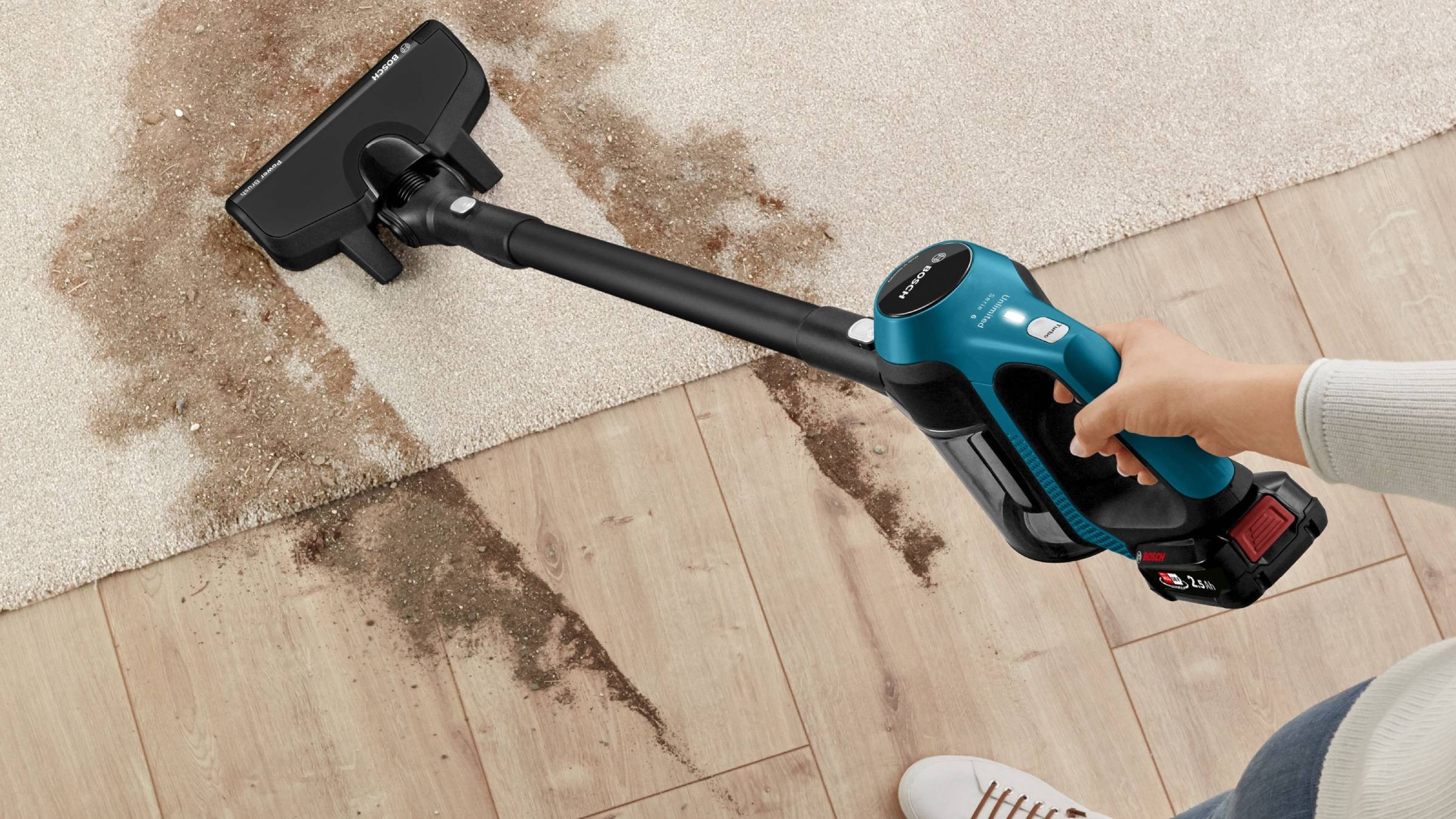 Aspirateur balai BOSCH Série 6 Unlimited Bleu - BBS611LAG Aspirateur balai BOSCH Série 6 Unlimited Bleu - BBS611LAG