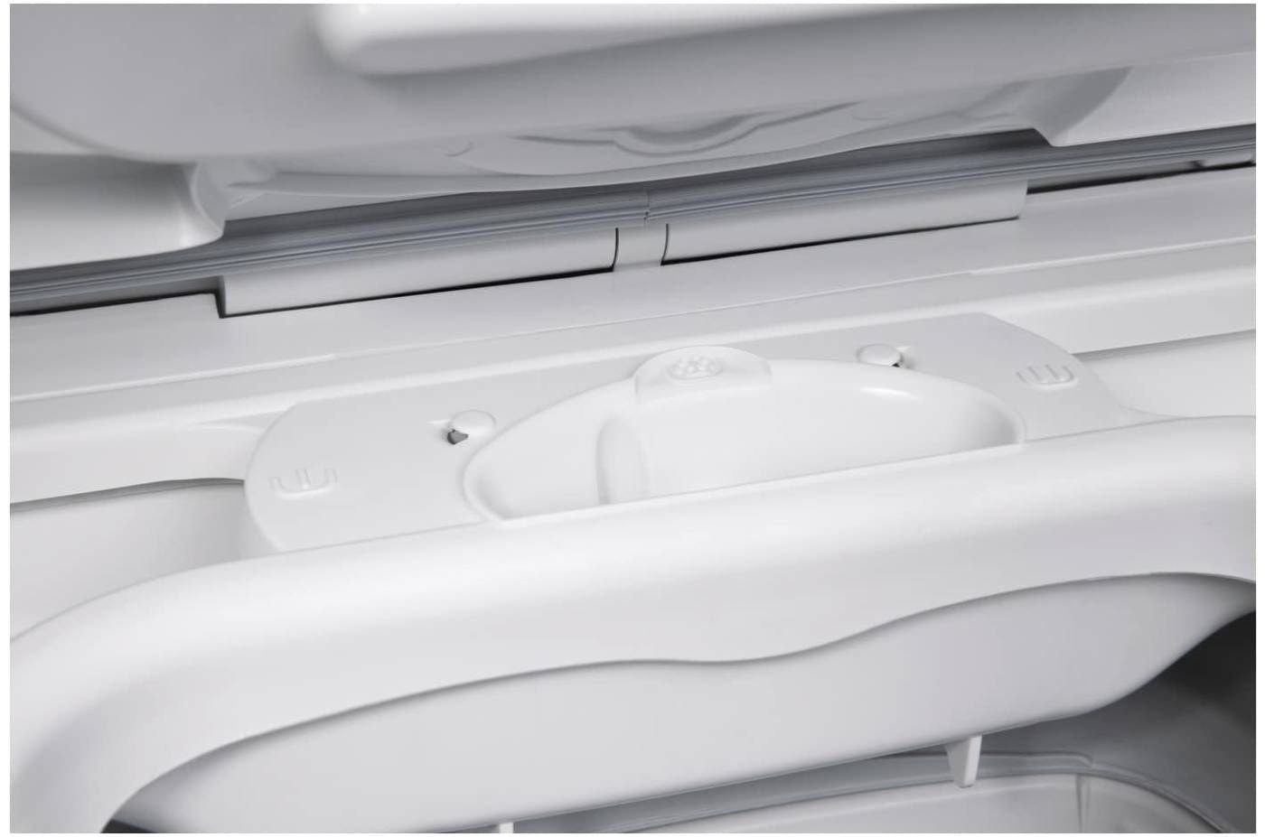 Lave linge Top ELECTROLUX , 1300 trs/mn, 6kg, Blanc - EW6T3365BCZ Lave linge Top ELECTROLUX , 1300 trs/mn, 6kg, Blanc - EW6T3365BCZ