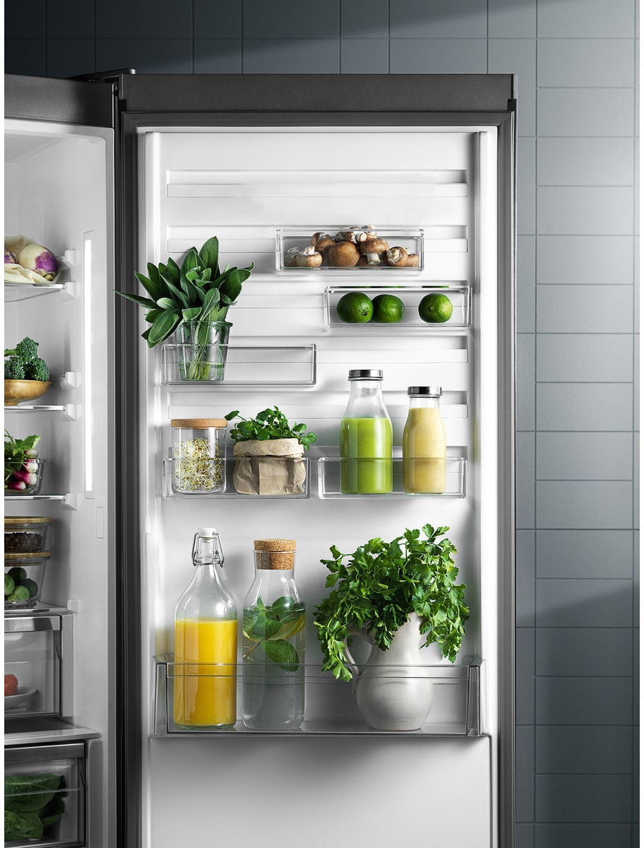 Réfrigérateur encastrable 1 porte ELECTROLUX 307L Froid brassé Blanc KRF6DD18S1