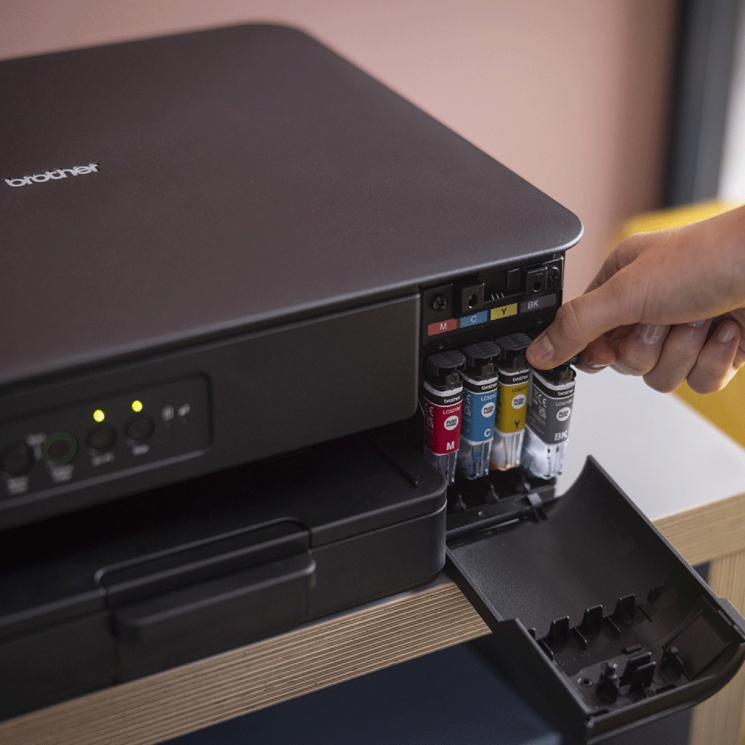 Imprimante multifonction jet d'encre BROTHER  - DCPJ1260WRE1
