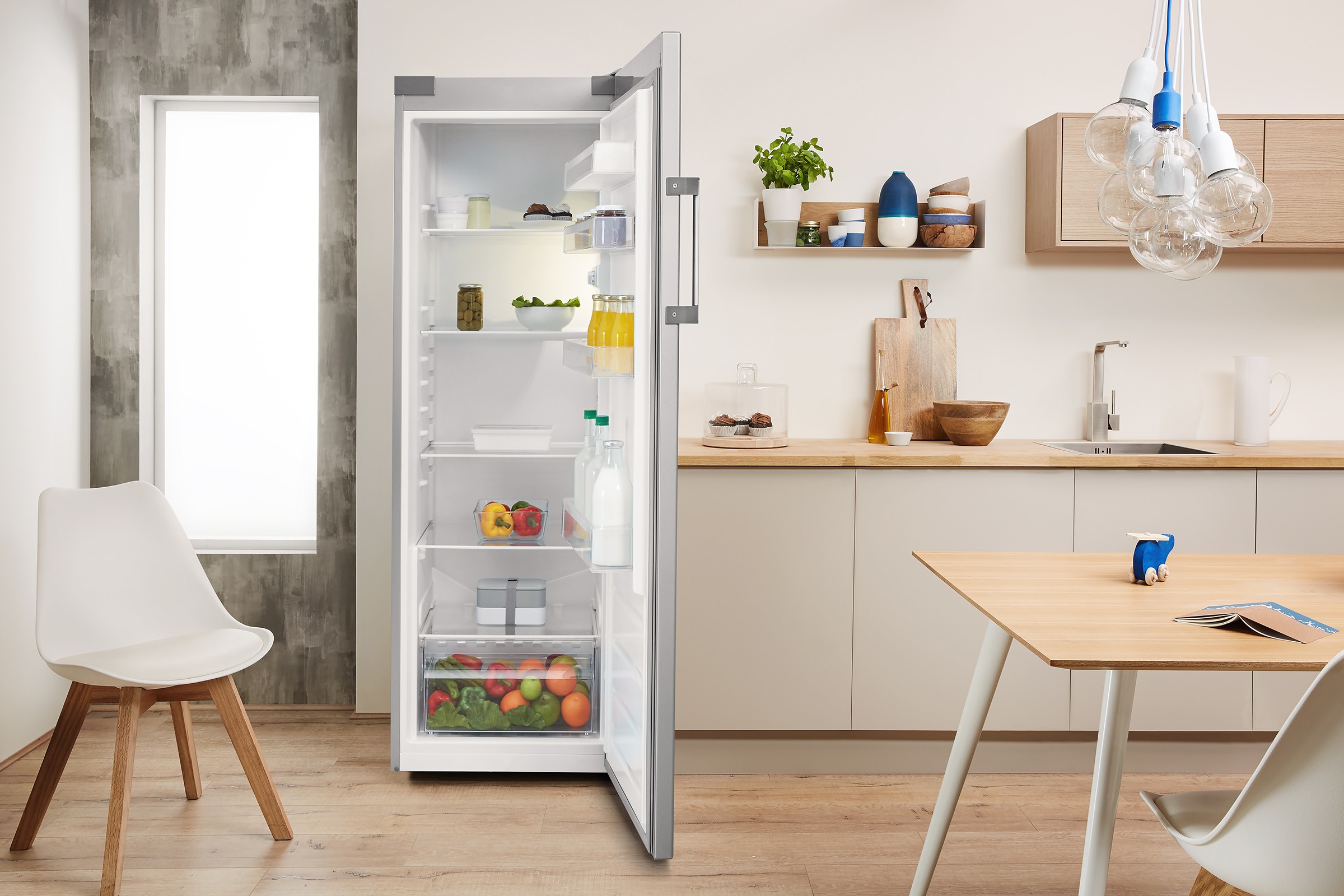 Réfrigérateur 1 porte INDESIT Froid Statique 322L Gris - SI61S
