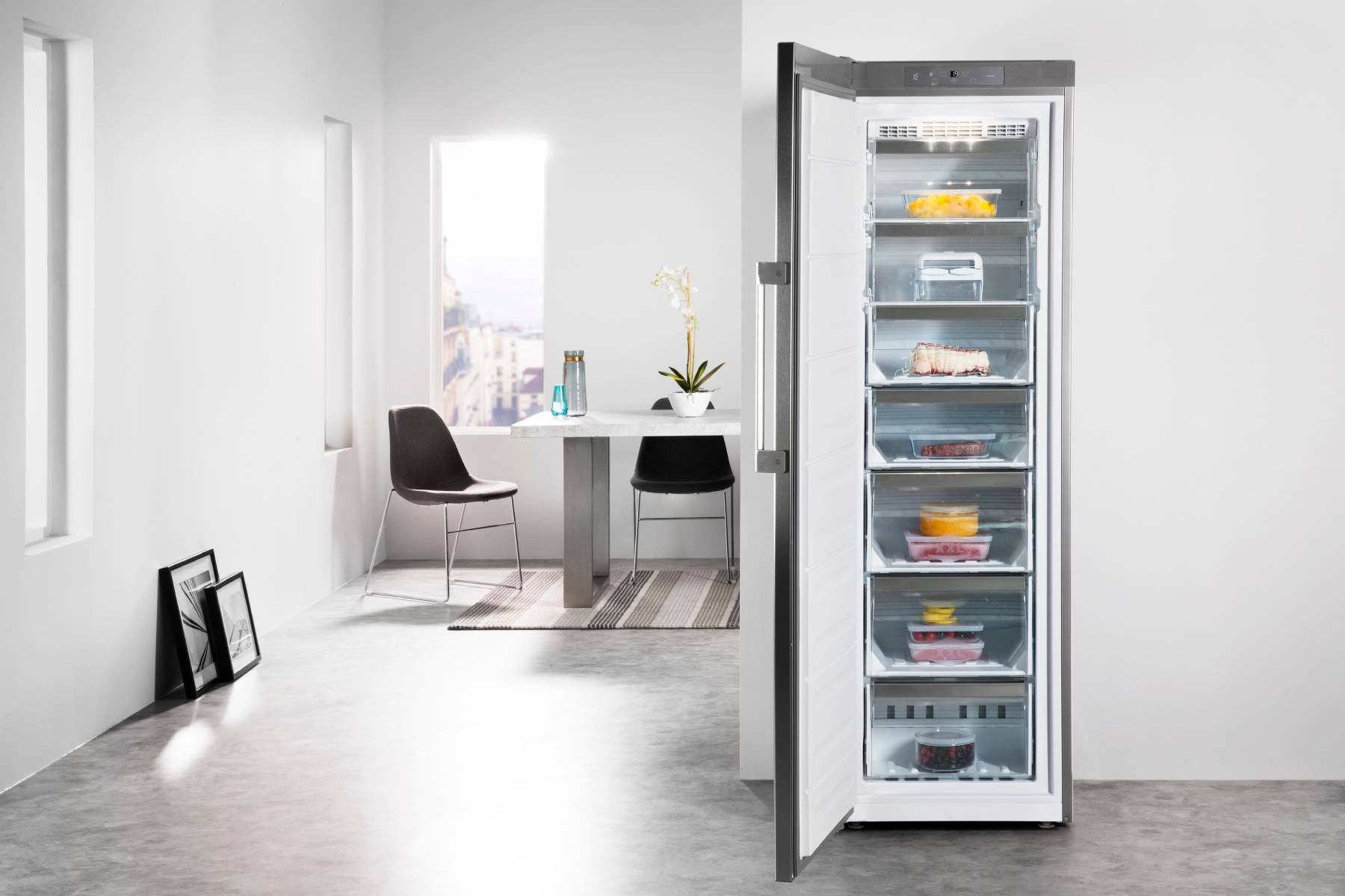 Congélateur armoire WHIRLPOOL Froid No Frost 263L Inox - UW8F2CXBIN2 Congélateur armoire WHIRLPOOL Froid No Frost 263L Inox - UW8F2CXBIN2