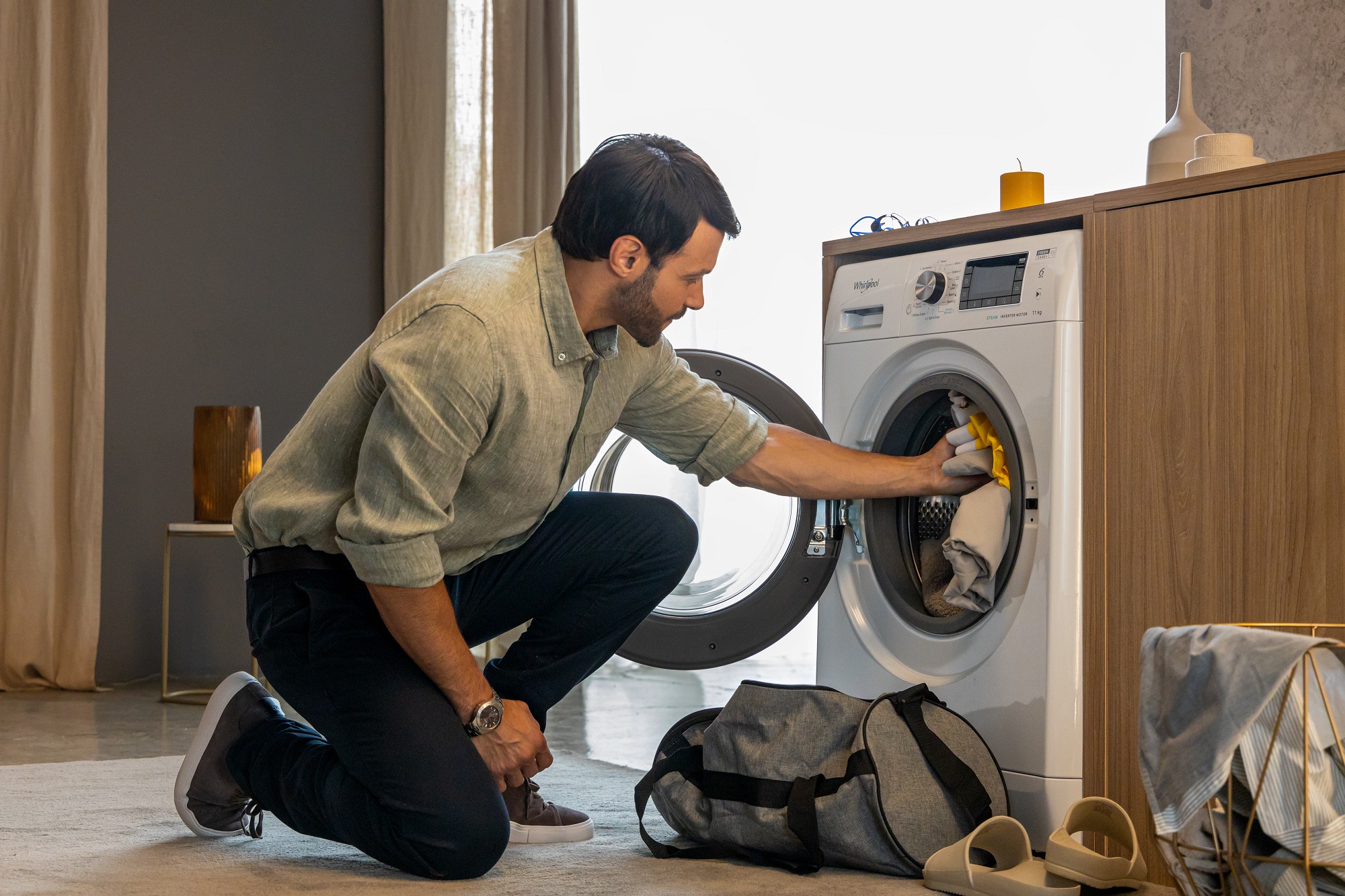 WHIRLPOOL Lave linge Frontal 9kg