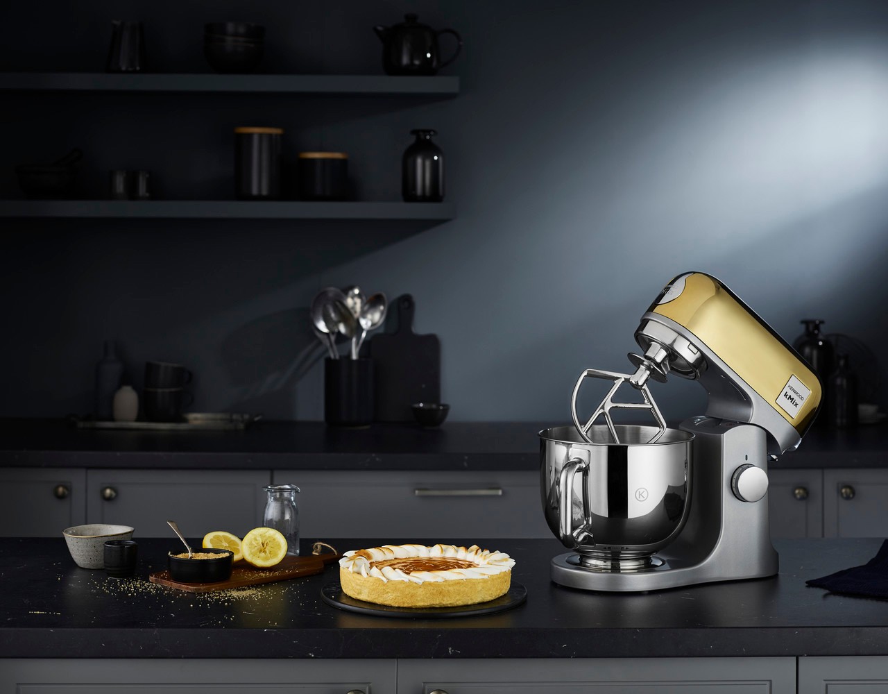 Robot pâtissier KENWOOD Kmix 1000W 5L Or - KMX760YG Robot pâtissier KENWOOD Kmix 1000W 5L Or - KMX760YG