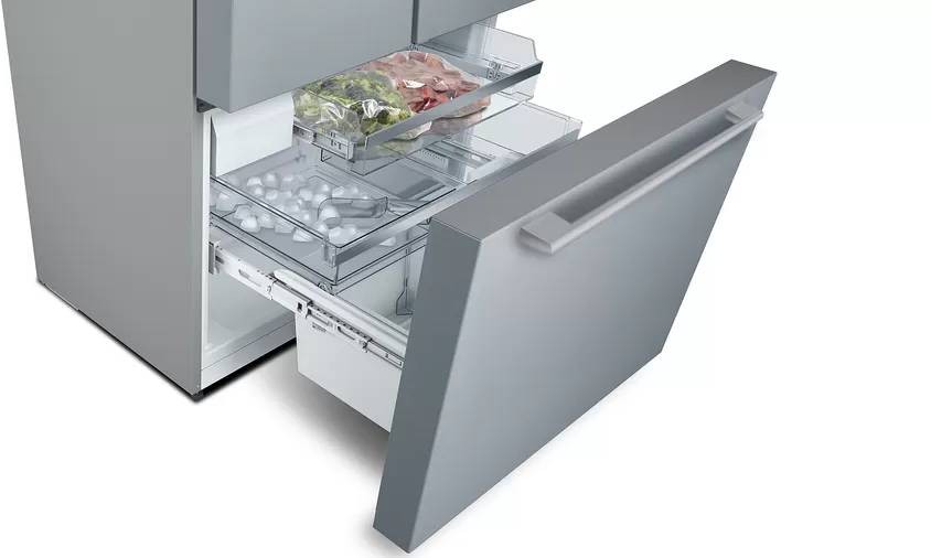 BOSCH Réfrigérateur 3 portes MultiAirflow 573L Inox - KFF96PIEP
