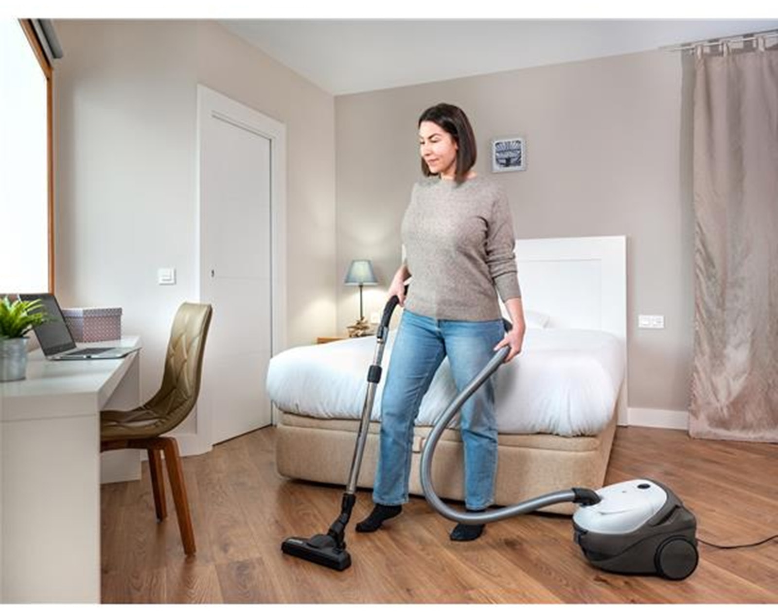 Aspirateur traîneau NILFISK  - ONEWB10P05AHB15