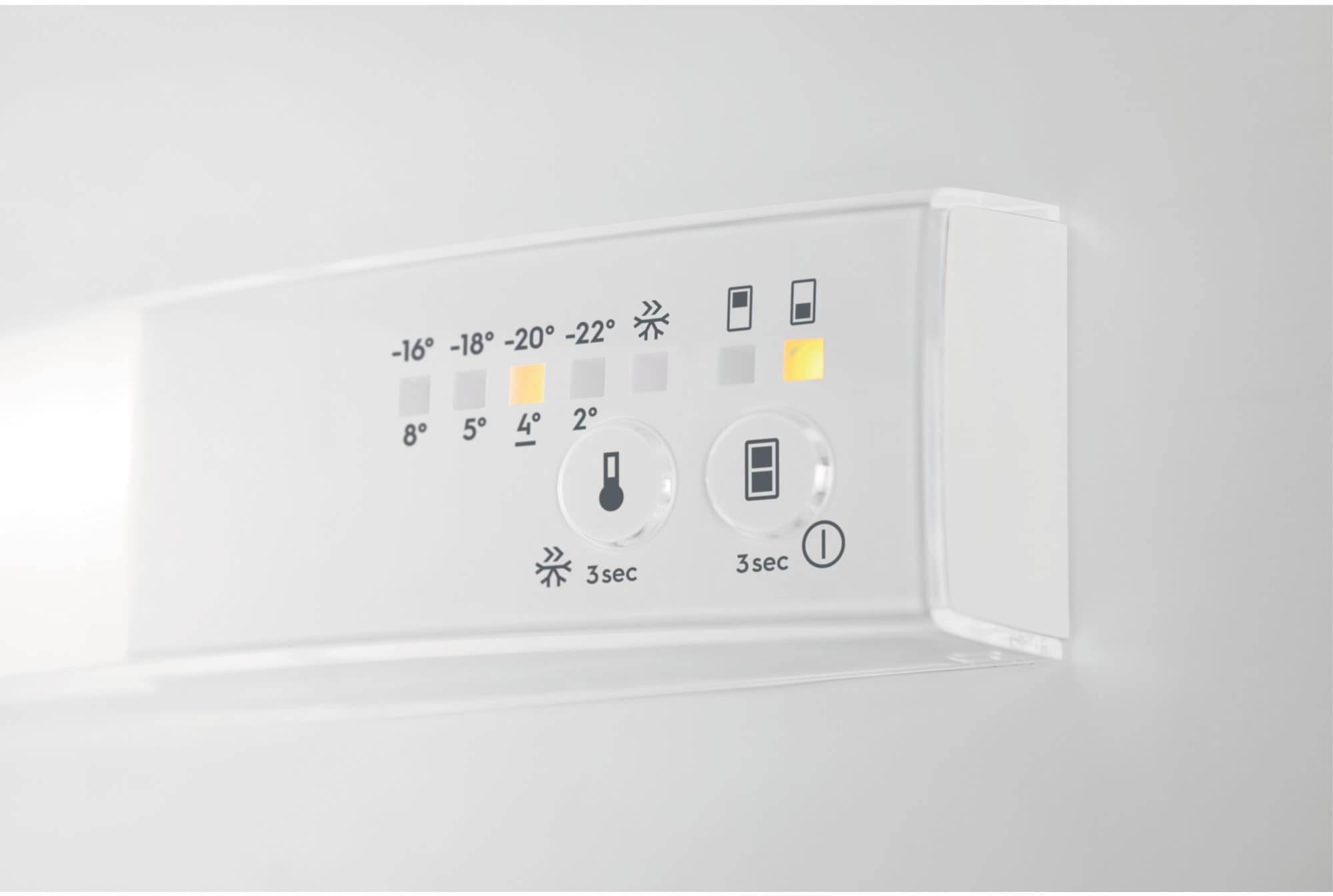 Réfrigérateur encastrable 1 porte FAURE Froid brassé Quick freeze 282 L - FEDN18FS1 Réfrigérateur encastrable 1 porte FAURE Froid brassé Quick freeze 282 L - FEDN18FS1