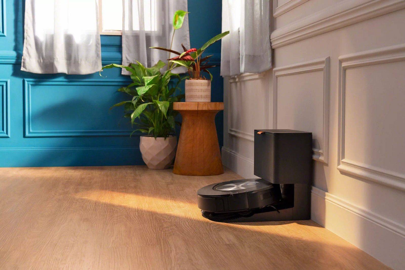 Aspirateur robot IROBOT Roomba Combo J7 Plus - ROOMBACOMBOJ7PLUS Aspirateur robot IROBOT Roomba Combo J7 Plus - ROOMBACOMBOJ7PLUS