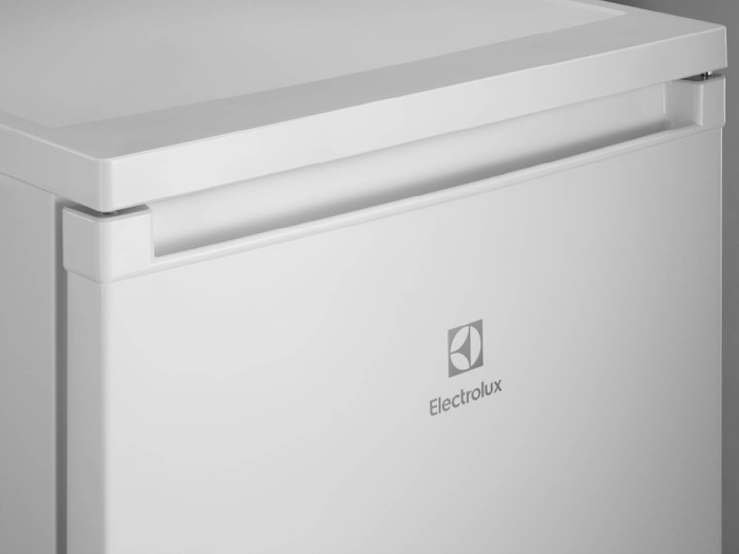 Table top ELECTROLUX Série 500, Froid Statique, 146L, Blanc - LXB1AE15W1 Table top ELECTROLUX Série 500, Froid Statique, 146L, Blanc - LXB1AE15W1