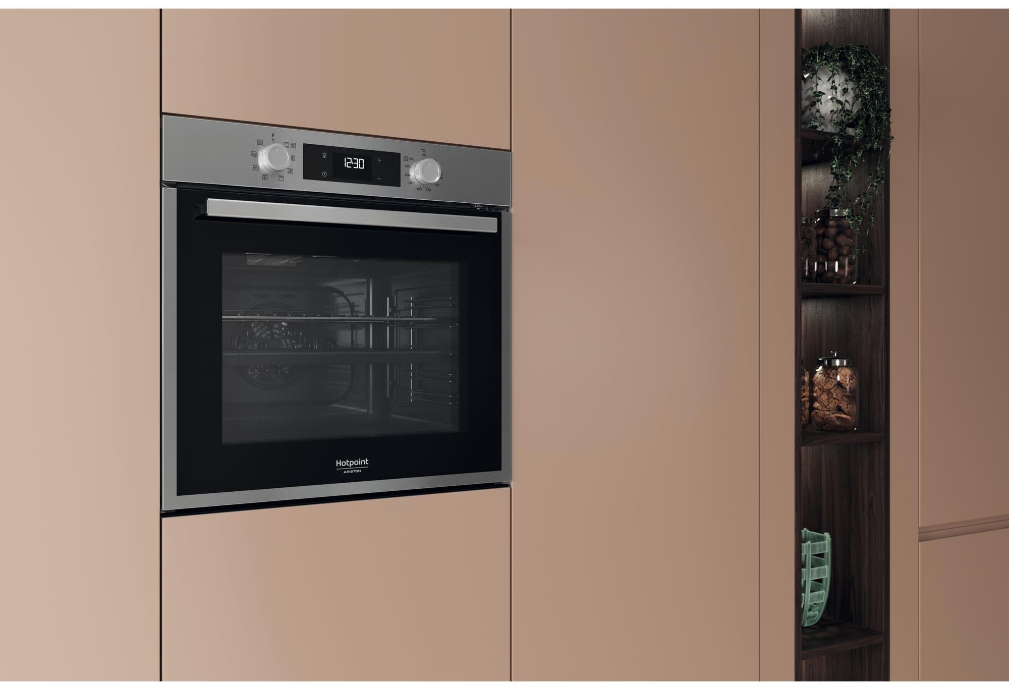 Four encastrable pyrolyse HOTPOINT ARISTON 3300W 71L Design inox élégant - HAO5540PX Four encastrable pyrolyse HOTPOINT ARISTON 3300W 71L Design inox élégant - HAO5540PX