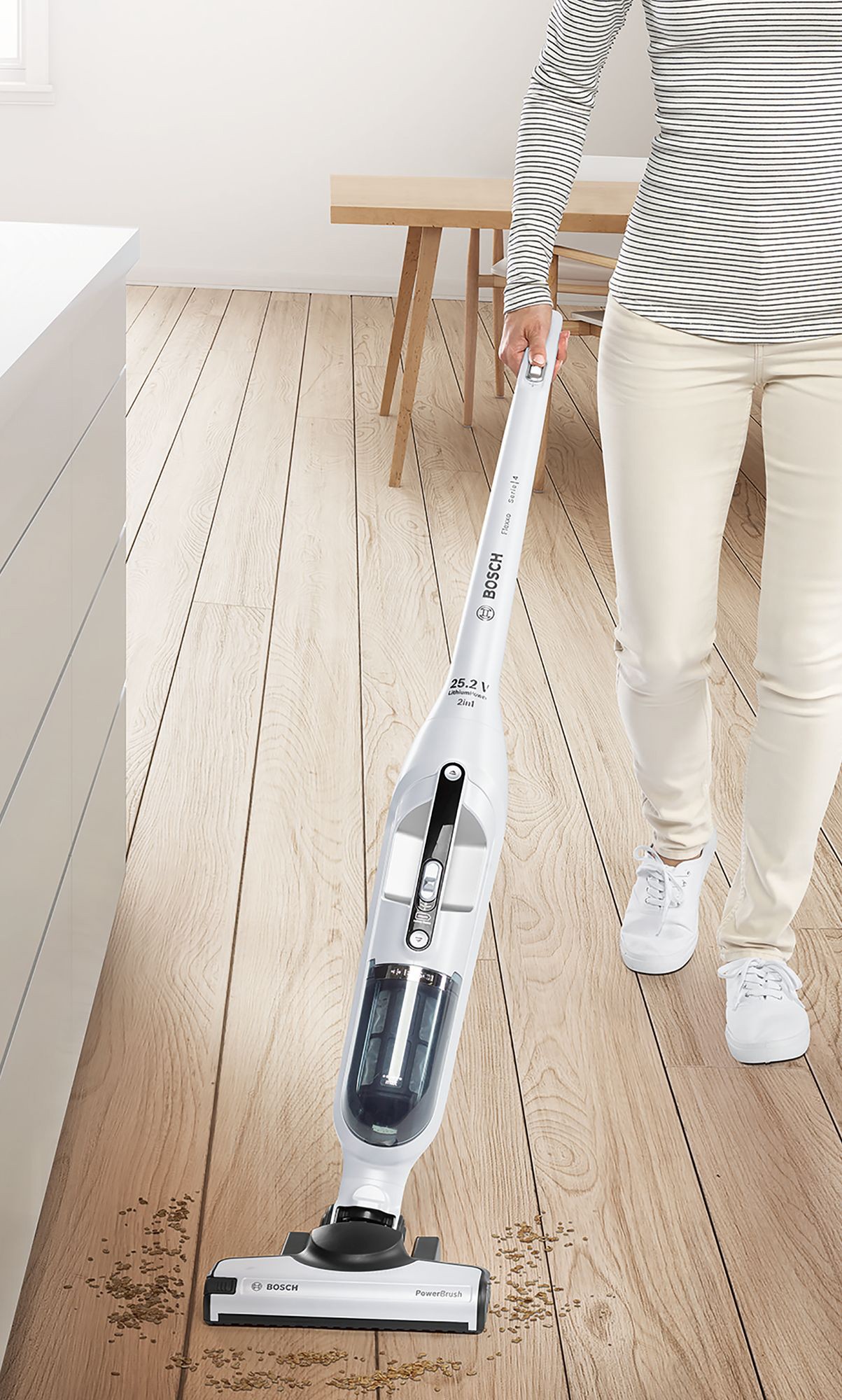 Aspirateur balai BOSCH  - BBH32551