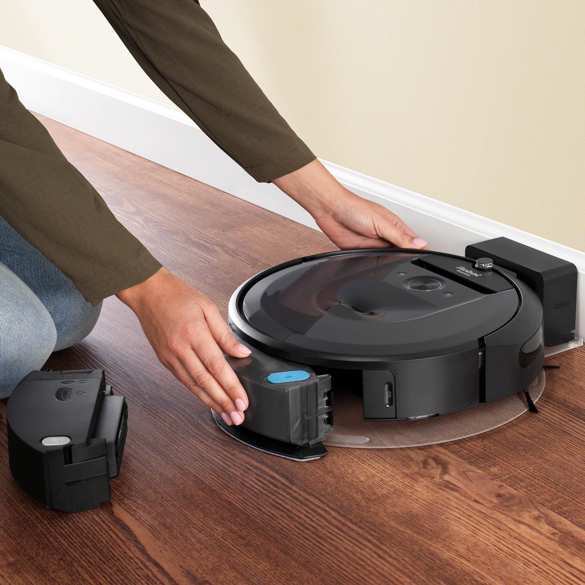 Aspirateur robot IROBOT et laveur de sol Roomba Combo i8 - ROOMBACOMBOI8 Aspirateur robot IROBOT et laveur de sol Roomba Combo i8 - ROOMBACOMBOI8