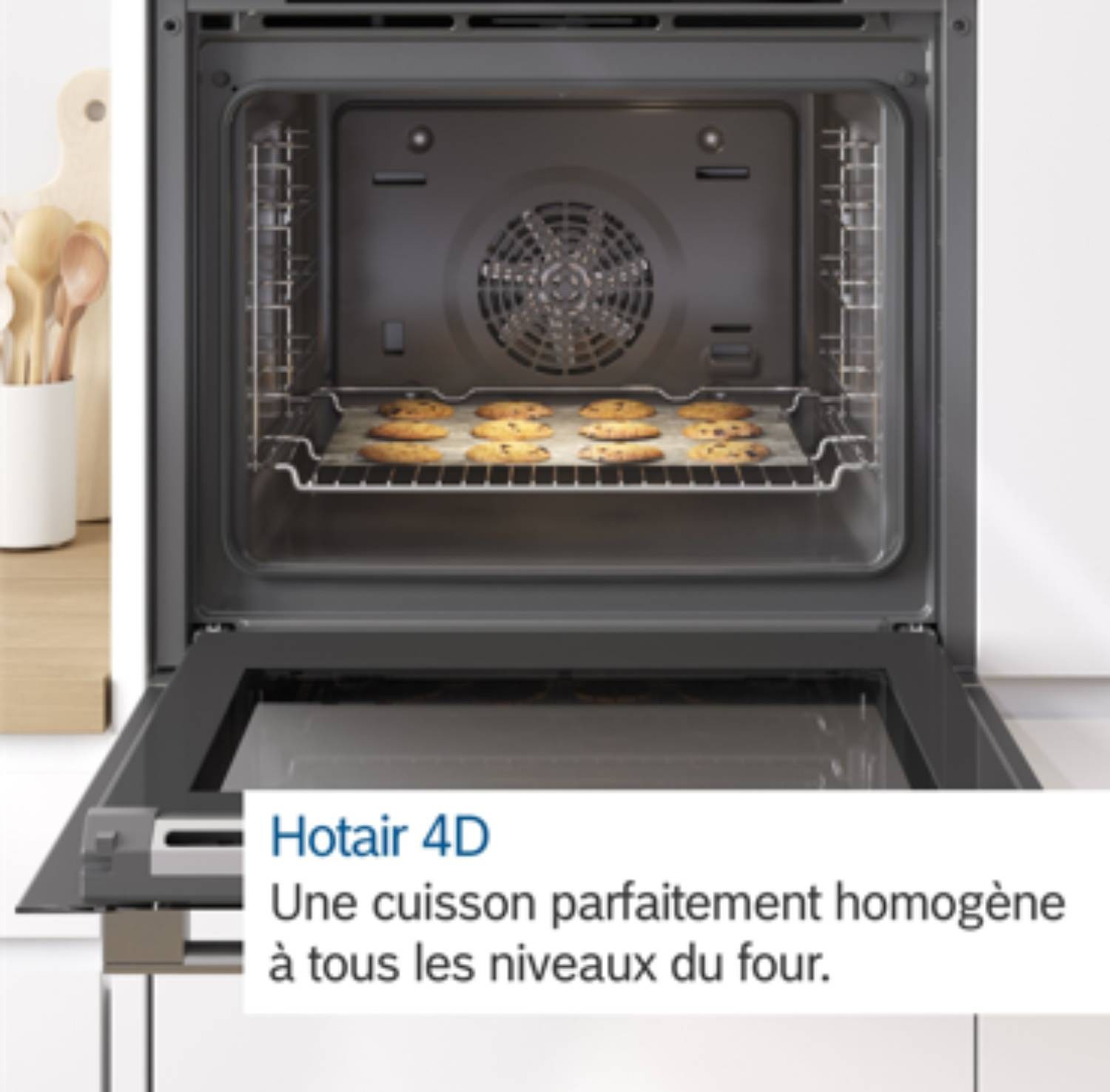 Four encastrable pyrolyse BOSCH Série 8 Hotair 4D 71L Inox - HBG672BS2