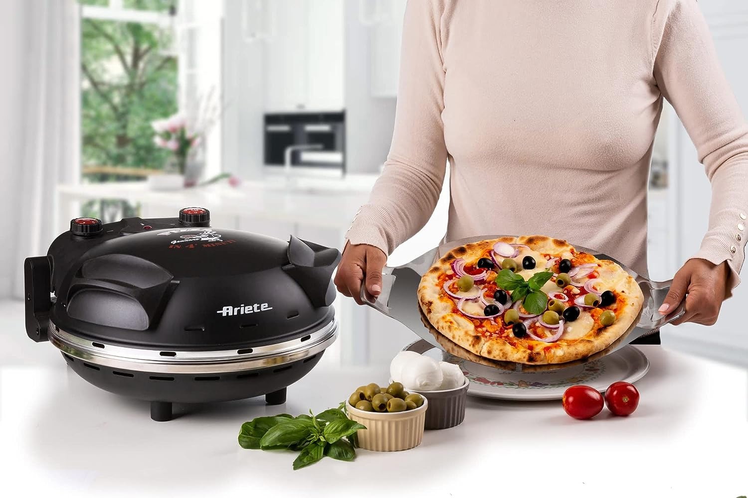 Four à pizza ARIETE électrique 1200W Noir - 917NOIR