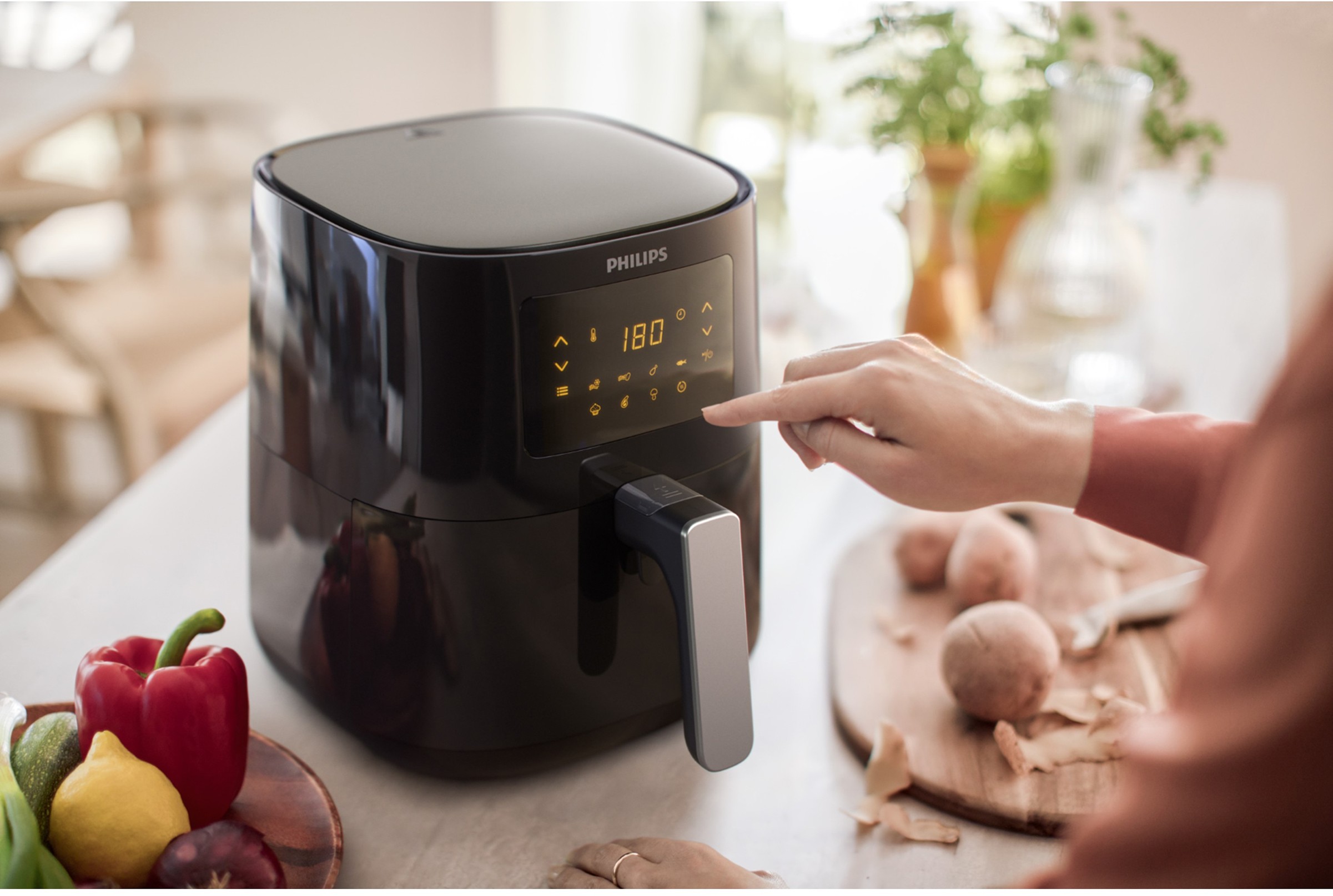Friteuse à air chaud PHILIPS Airfryer Rapid Air Noir - HD9252/70 Friteuse à air chaud PHILIPS Airfryer Rapid Air Noir - HD9252/70
