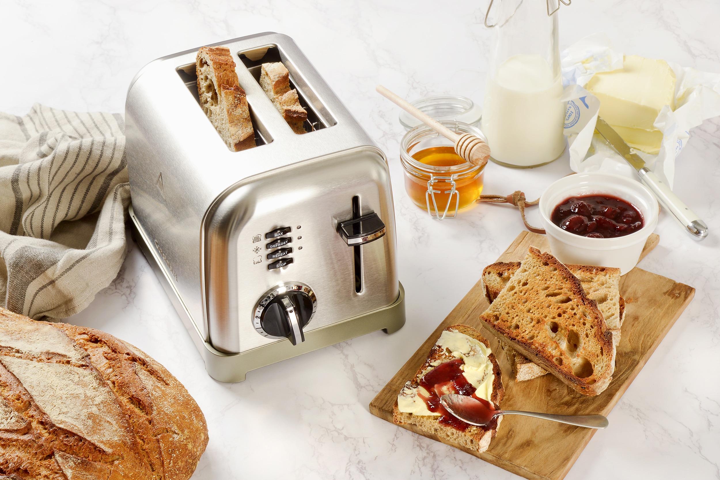 Grille pain CUISINART acier brossé 3 fonctions 900W - CPT160E