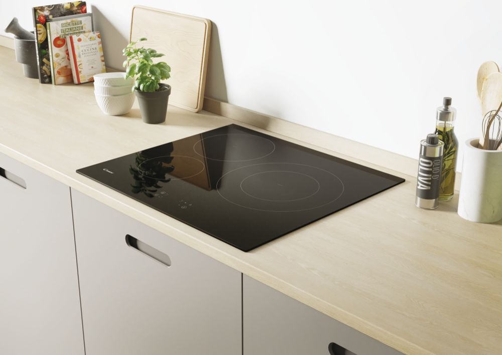Plaque induction CANDY 3 foyers 60 cm Noir - CI633C/M1