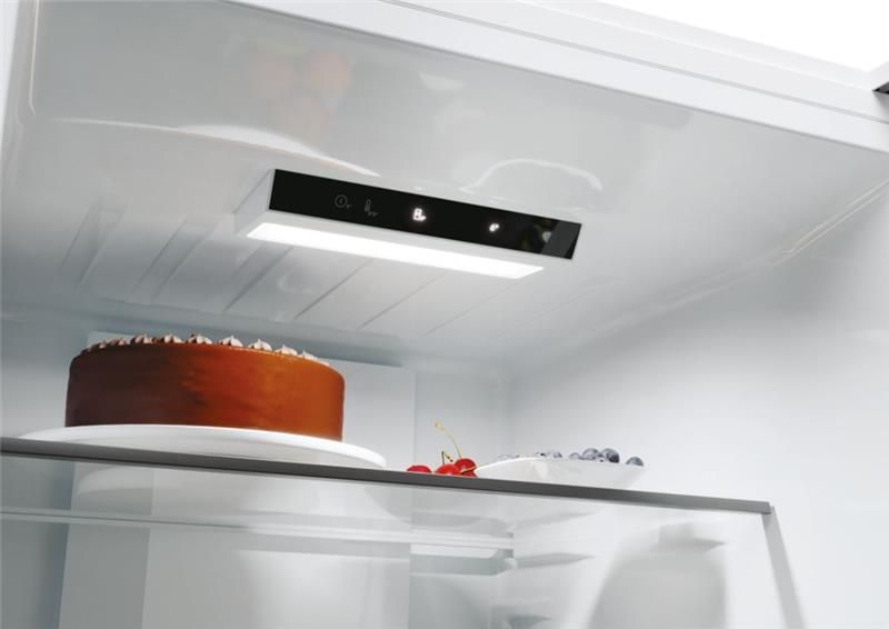 Réfrigérateur congélateur bas CANDY 355L No Frost Blanc - CNCQ2T618EW