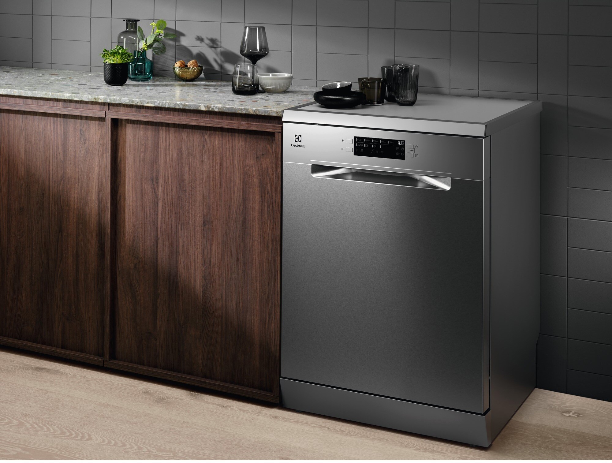 Lave vaisselle 60 cm ELECTROLUX Série 300 AirDry 13 couverts - ESA47210SX Lave vaisselle 60 cm ELECTROLUX Série 300 AirDry 13 couverts - ESA47210SX