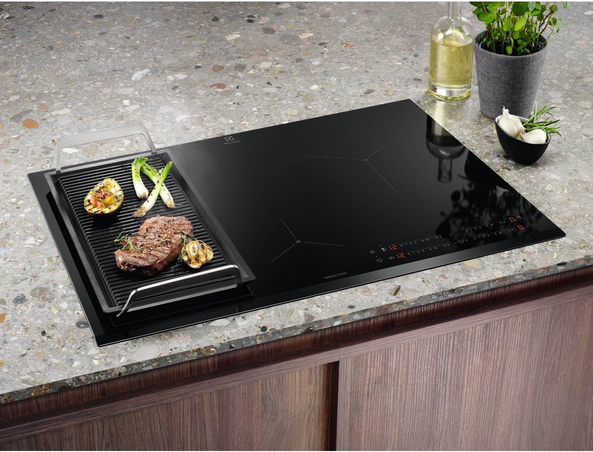 Plaque induction ELECTROLUX 4 foyers Hob²Hood 78cm Noir - EIS824