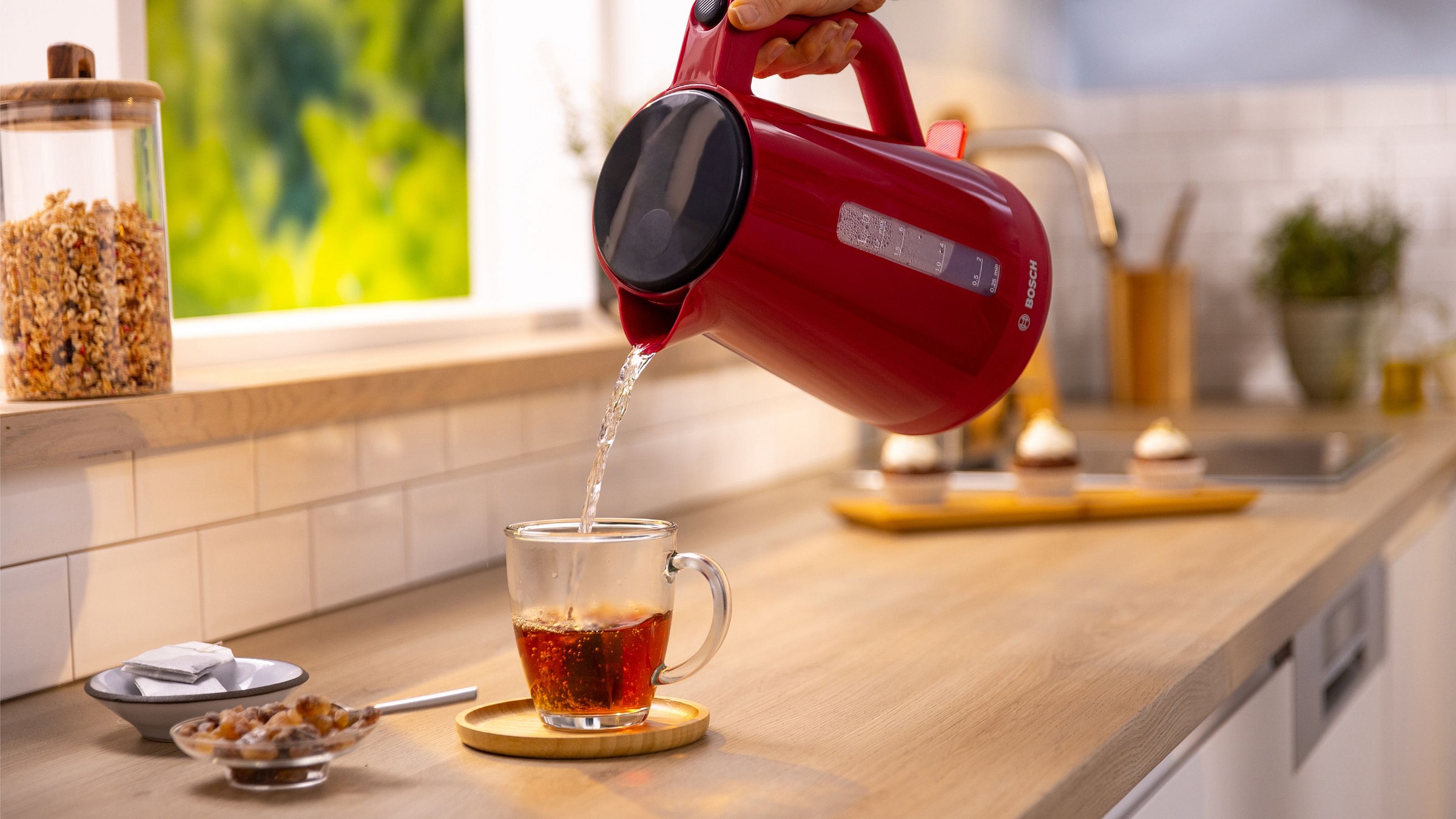 Bouilloire BOSCH Sans fil 1,7L 2400W Rouge - TWK1M124