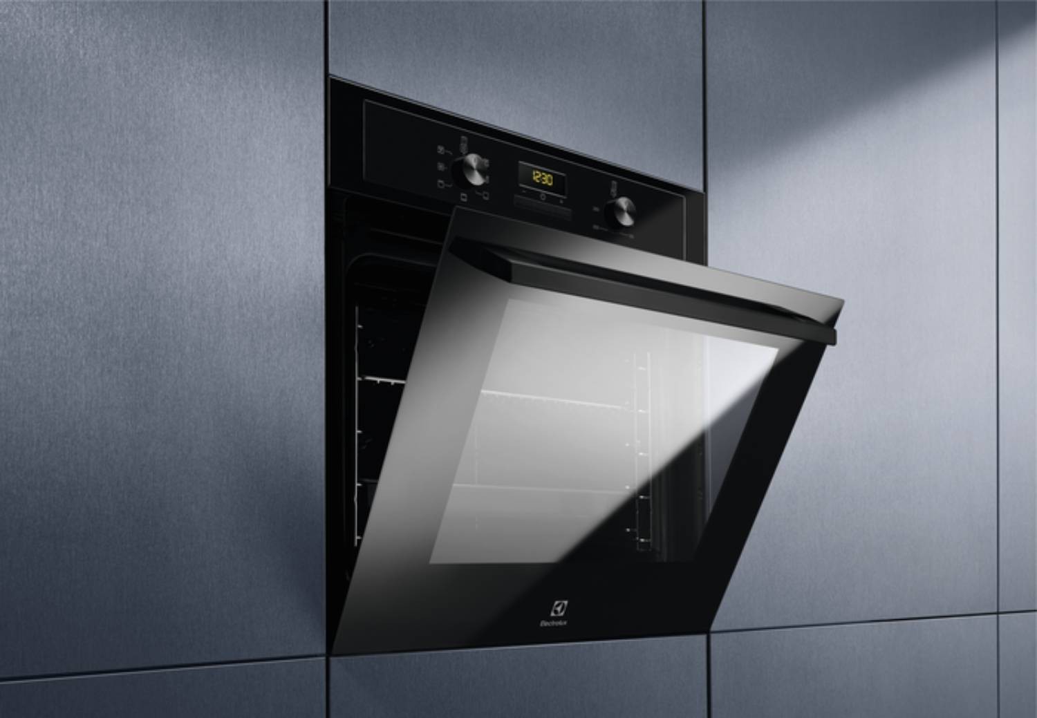 Four encastrable catalyse ELECTROLUX Série 300 65L Noir - EOH3C01BK Four encastrable catalyse ELECTROLUX Série 300 65L Noir - EOH3C01BK