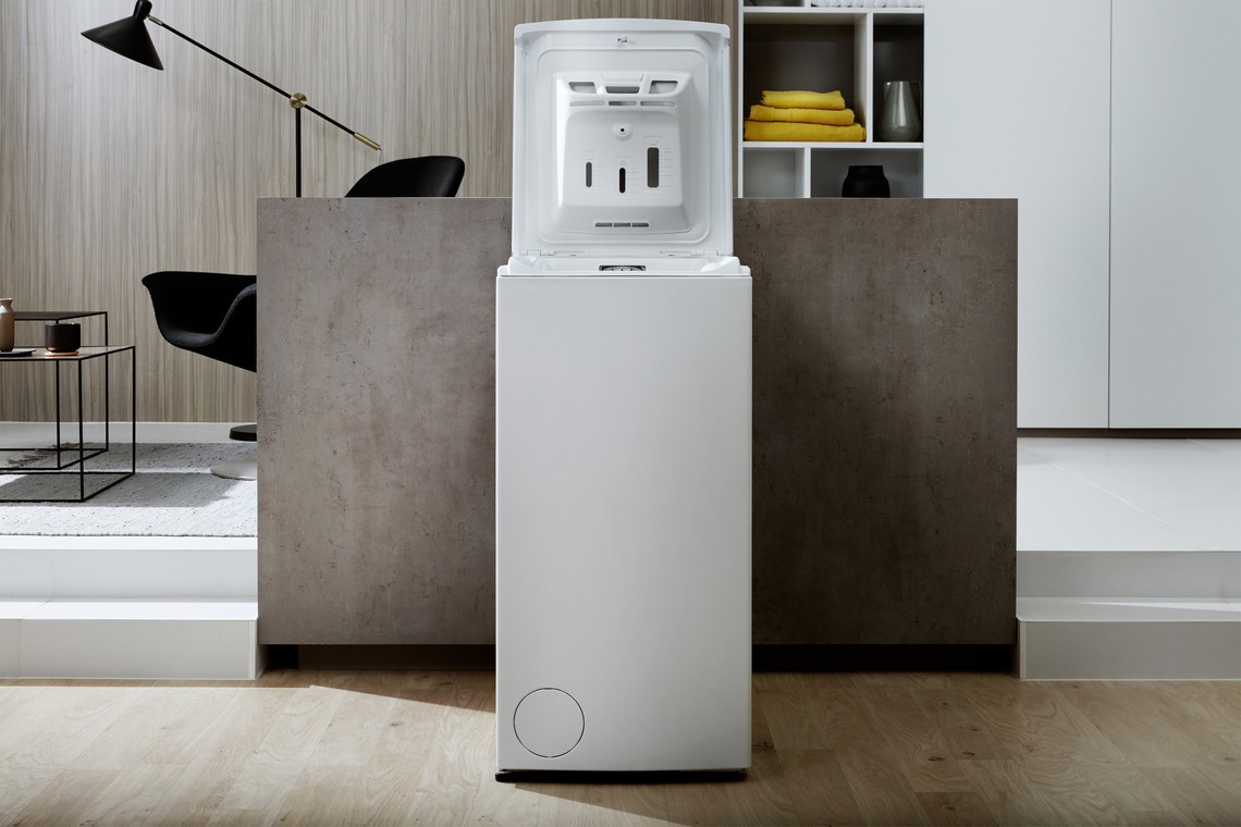 WHIRLPOOL Lave linge Top 6ème sens FreshCare 1200 trs/mn 6kg