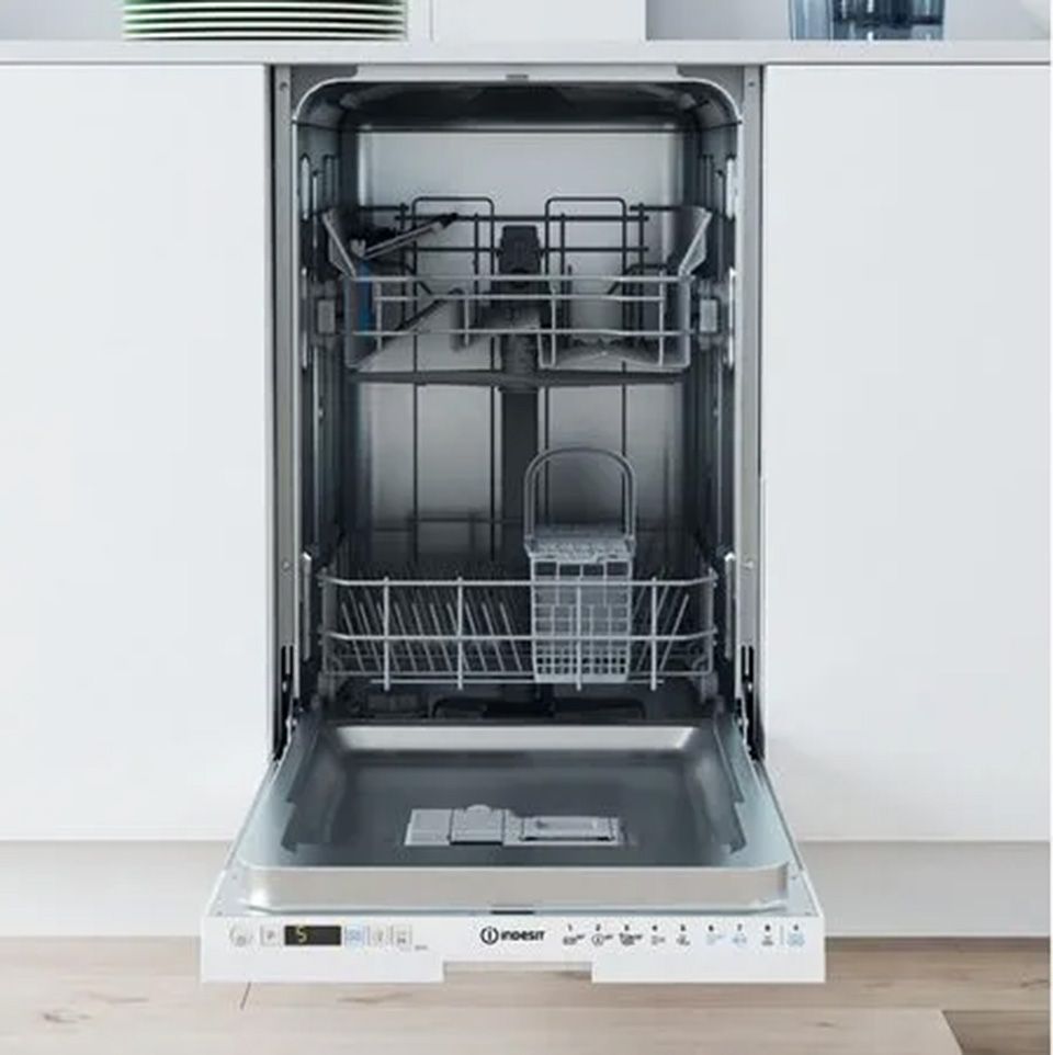 Lave vaisselle tout integrable INDESIT  - IN2ID10BS80