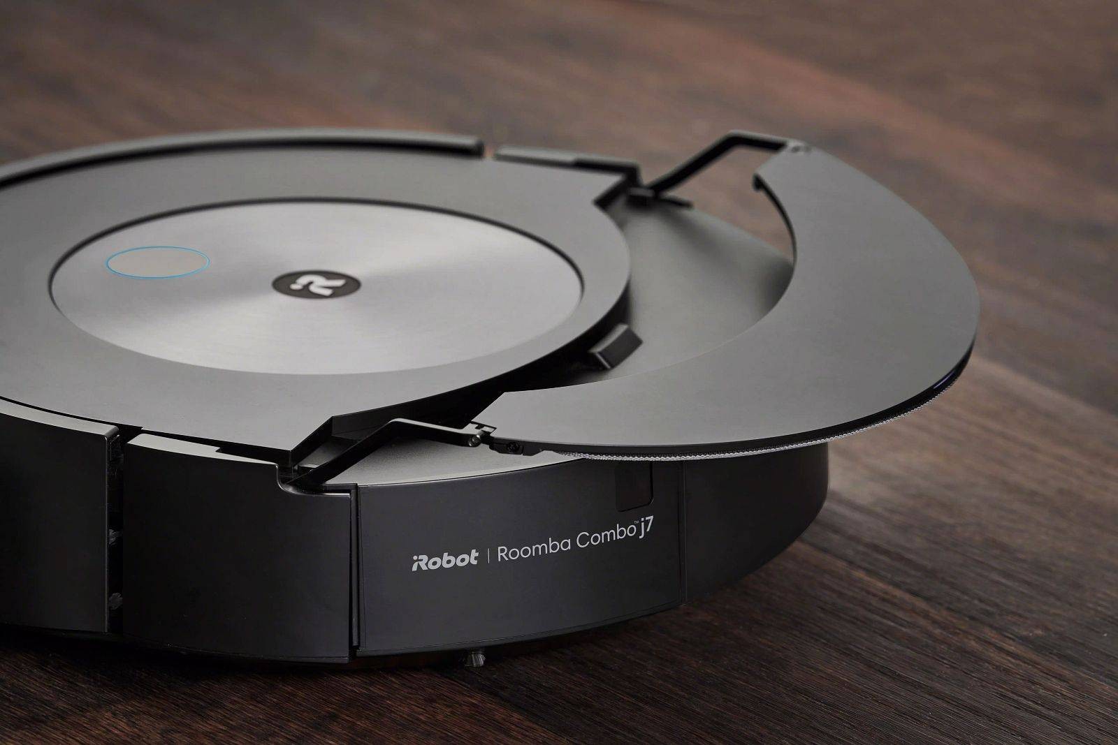 Aspirateur robot IROBOT Laveur Roomba Combo J7 - ROOMBACOMBOJ7 Aspirateur robot IROBOT Laveur Roomba Combo J7 - ROOMBACOMBOJ7