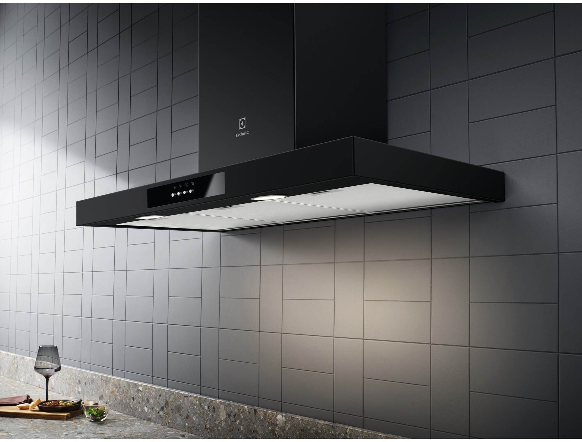 ELECTROLUX Hotte decorative murale Série 600 90cm Noire - LFT429K