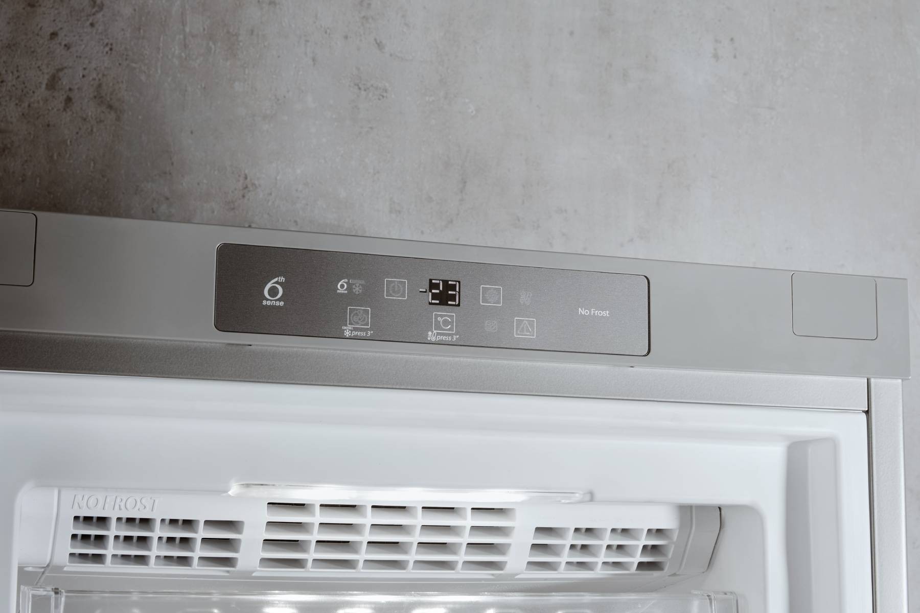 Congélateur armoire WHIRLPOOL Froid No Frost 263L Inox - UW8F2CXBIN2 Congélateur armoire WHIRLPOOL Froid No Frost 263L Inox - UW8F2CXBIN2