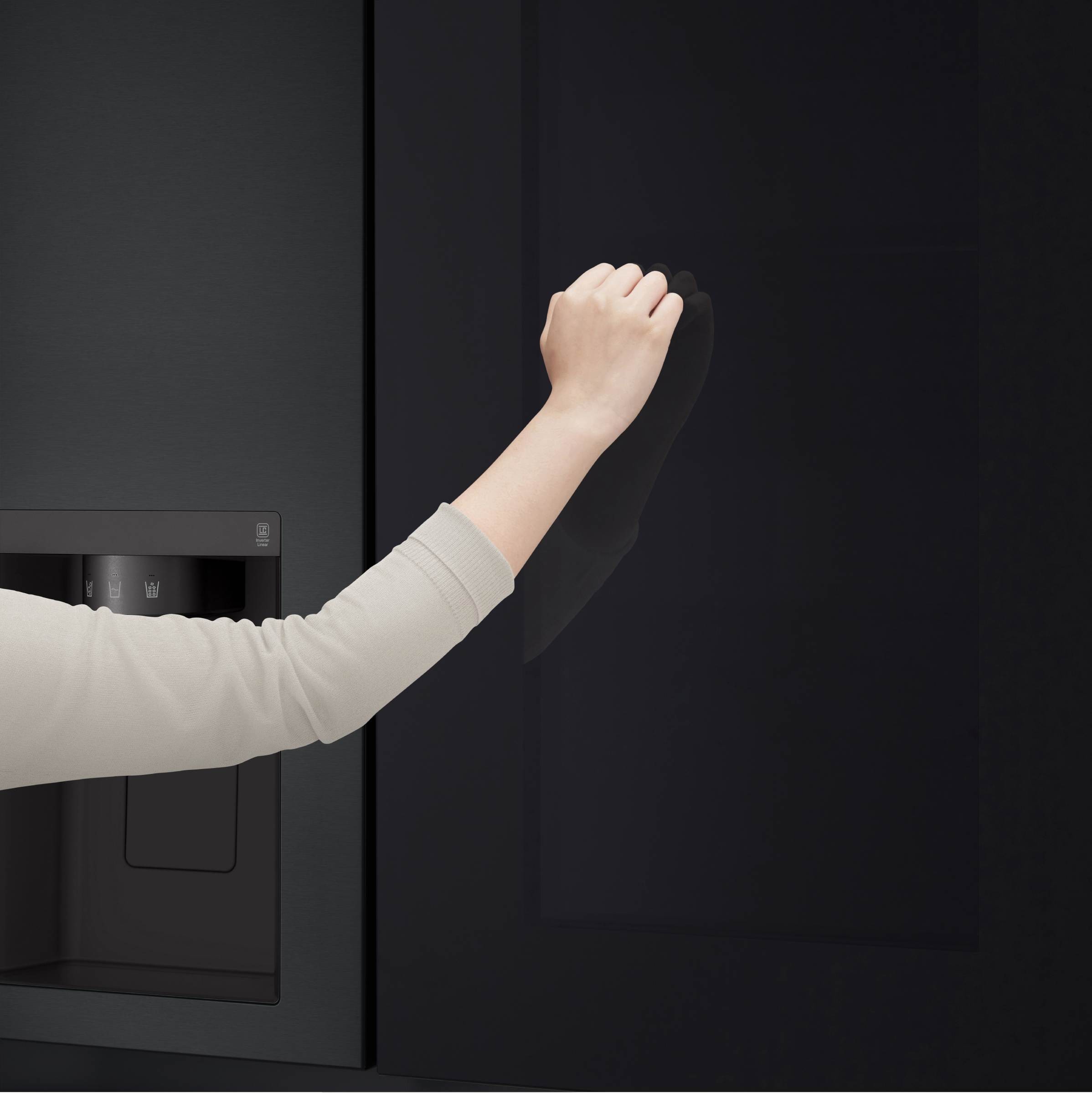 Réfrigérateur américain LG , Instaview, Froid ventilé, 635L, Noir - GSGV80EPLD Réfrigérateur américain LG , Instaview, Froid ventilé, 635L, Noir - GSGV80EPLD