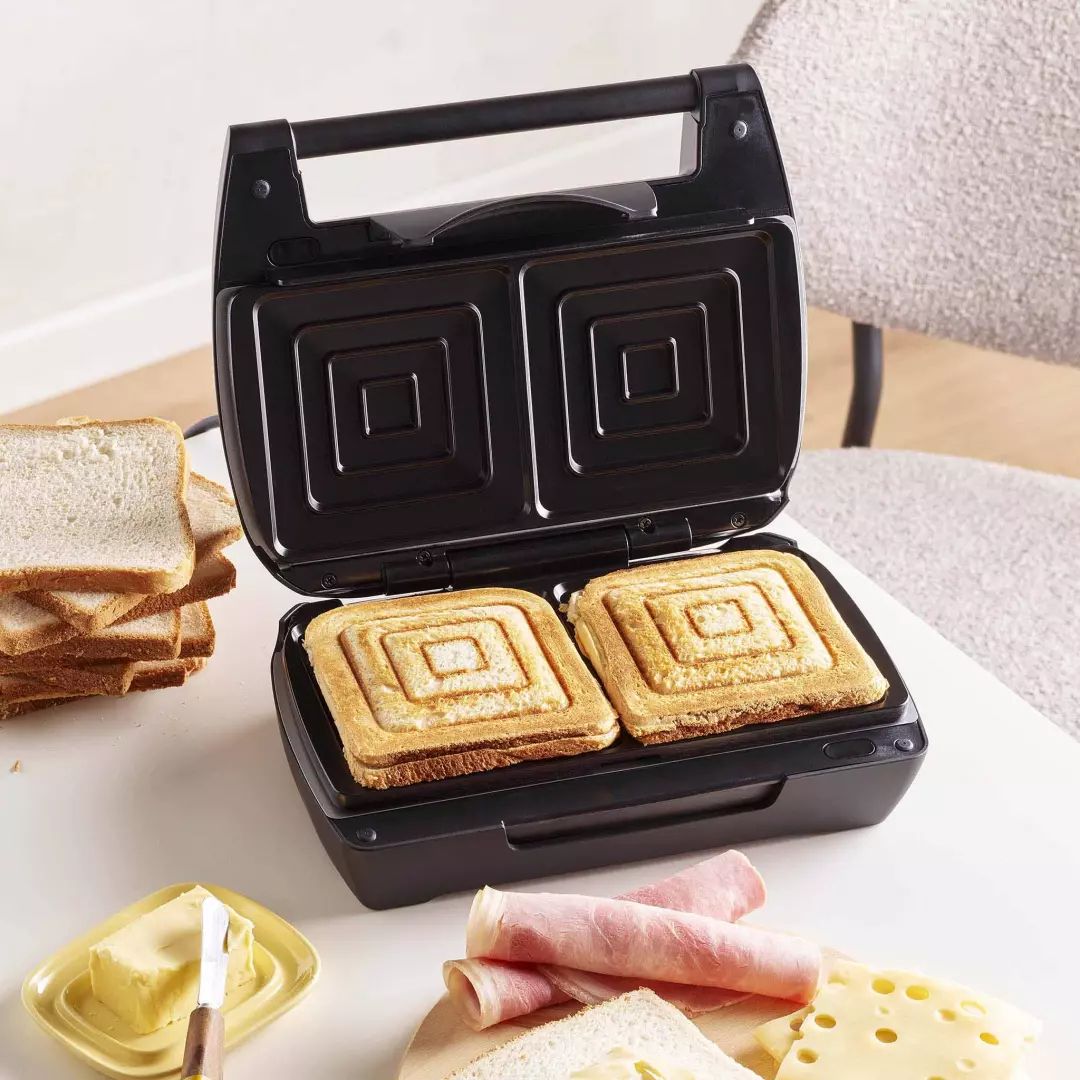 Gaufrier LAGRANGE Plaques interchangeables 900W Noir - 28662