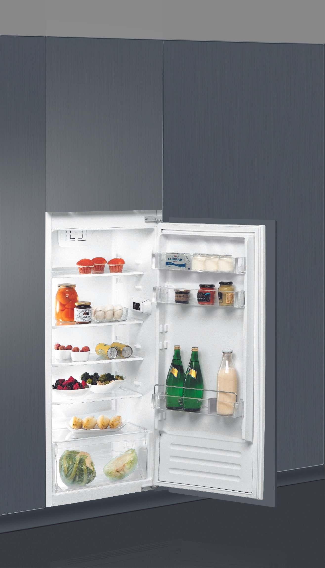Réfrigérateur encastrable 1 porte WHIRLPOOL 6ème sens, Froid brassé, 209L - ARG8502 Réfrigérateur encastrable 1 porte WHIRLPOOL 6ème sens, Froid brassé, 209L - ARG8502