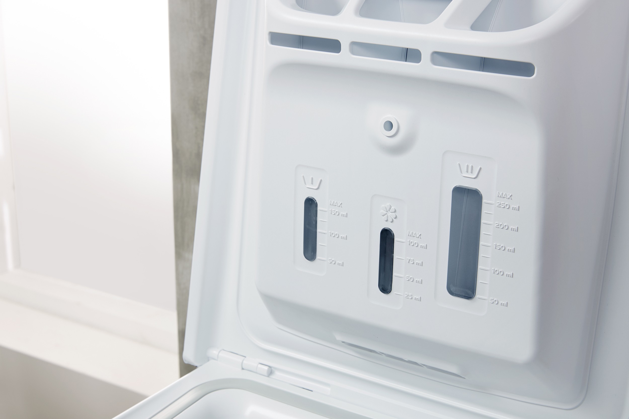 Lave linge Top INDESIT 5kg - BTWL50300FRN