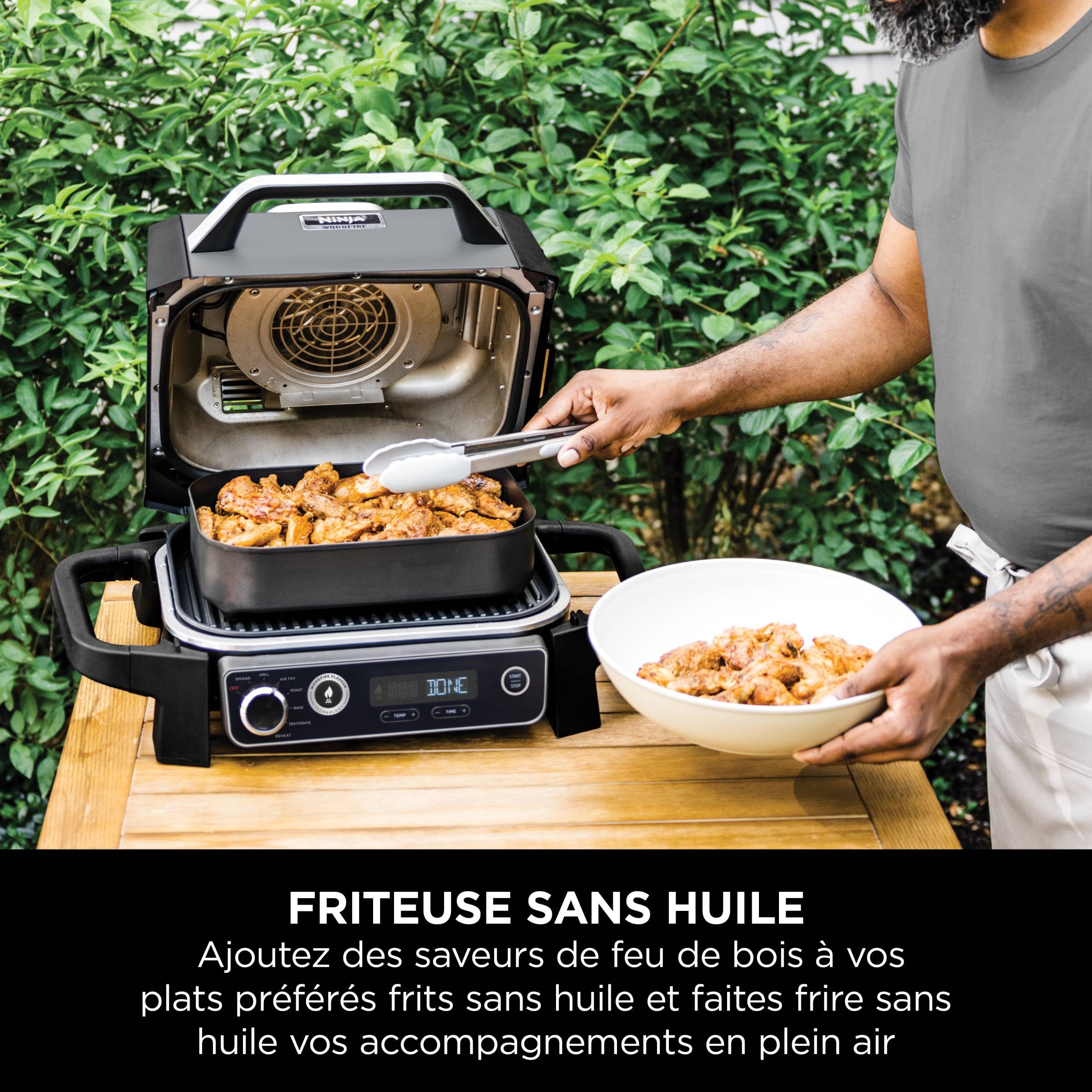 Barbecue électrique NINJA et fumoir Woodfire 2400W - OG701EU Barbecue électrique NINJA et fumoir Woodfire 2400W - OG701EU