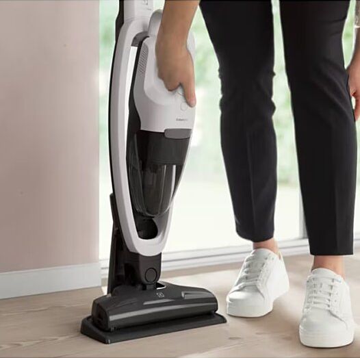 Aspirateur balai ELECTROLUX 45min Blanc - ES31CB18SH