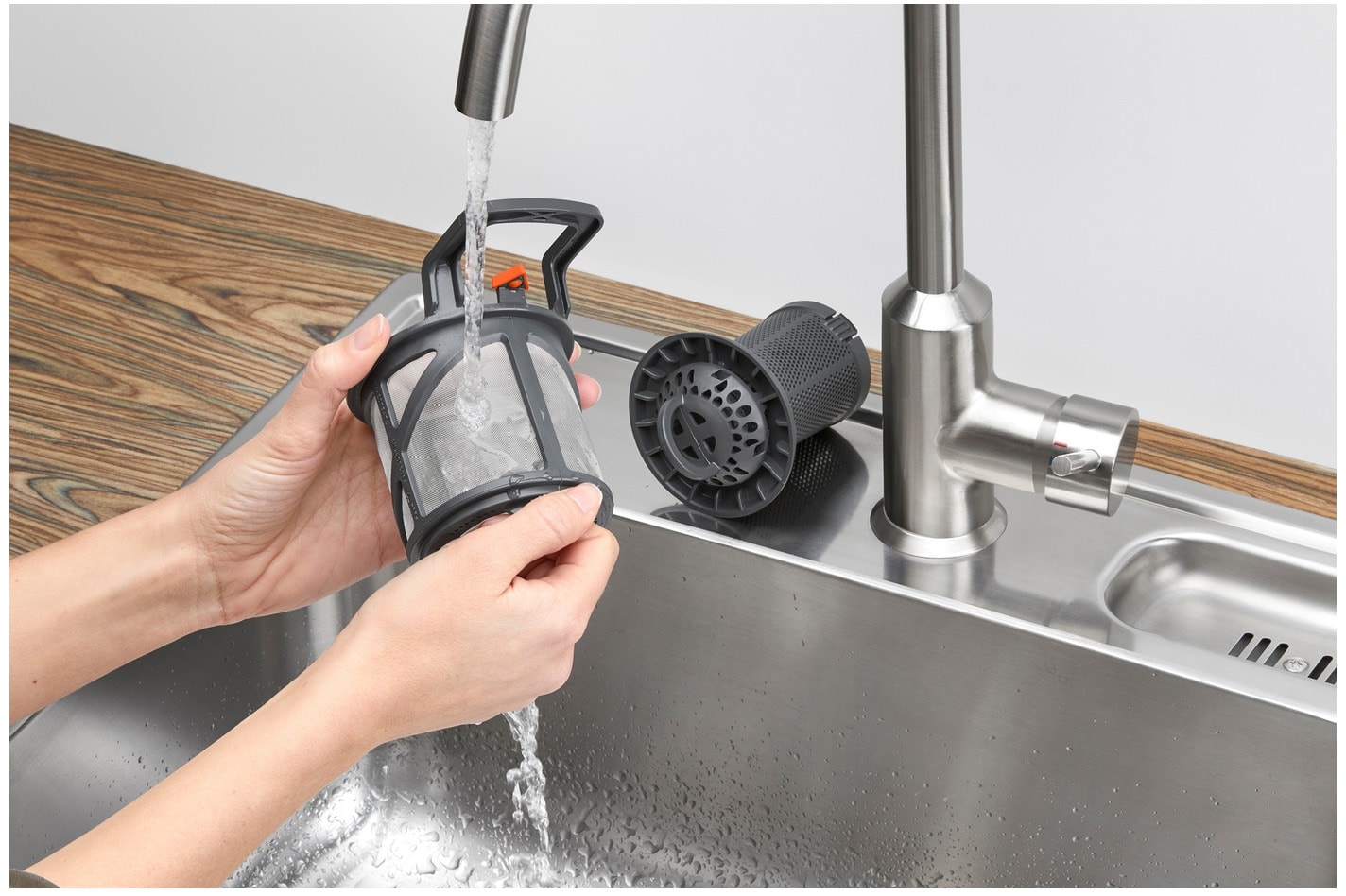 Lave vaisselle tout integrable 60 cm ELECTROLUX SatelliteClean 14 couverts 42dB Blanc - EES68510L